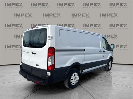 2015 Ford Transit-250 Base
