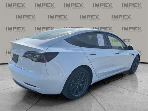 2021 Tesla Model 3 Standard Range Plus