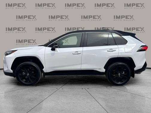 2024 Toyota RAV4 Hybrid SE