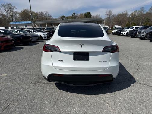 2023 Tesla Model Y Long Range Dual Motor All-Wheel Drive