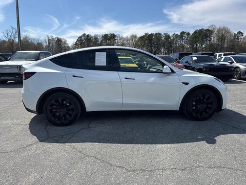 2023 Tesla Model Y Long Range Dual Motor All-Wheel Drive