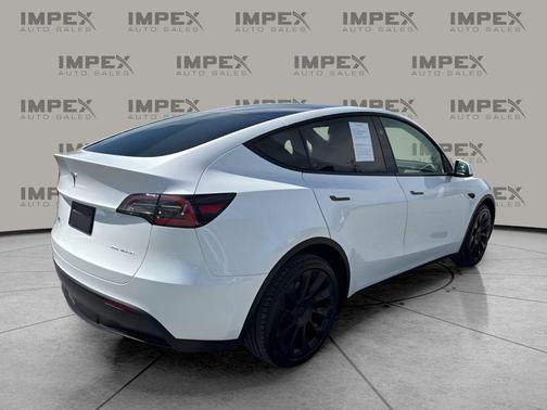 2023 Tesla Model Y Long Range Dual Motor All-Wheel Drive