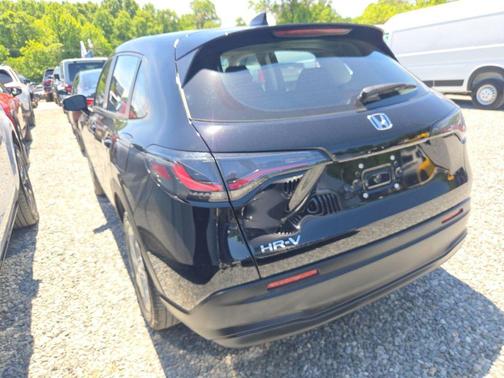 Crystal Black Pearl 2025 Honda HR-V LX