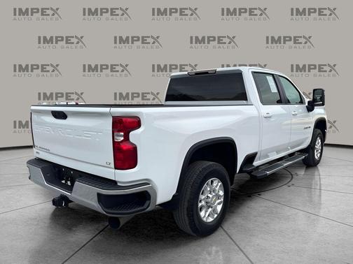 Summit White 2025 Chevrolet Silverado 2500 LT