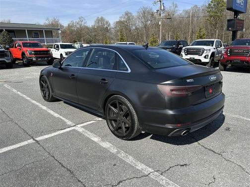 Photo 3 of 36 of 2018 Audi A4 2.0T Premium Plus