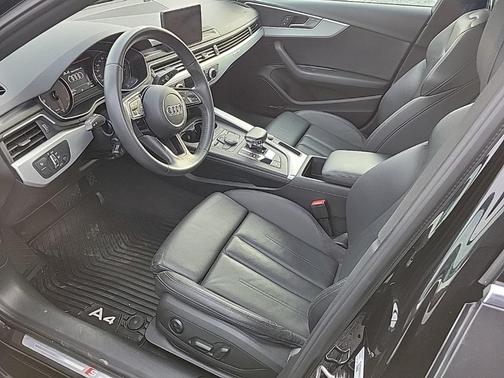 Photo 2 of 4 of 2018 Audi A4 2.0T Premium Plus