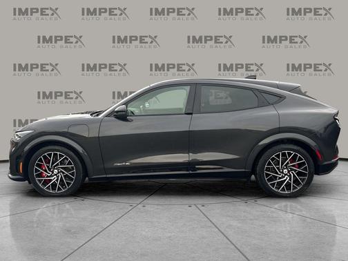 2022 Ford Mustang Mach-E GT