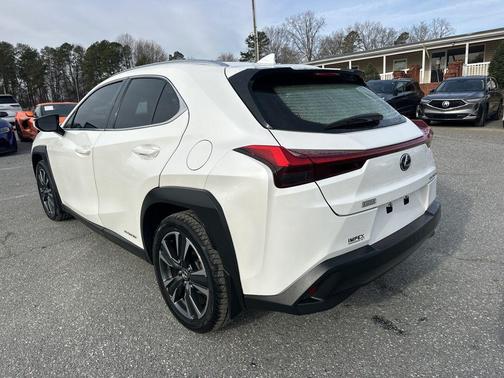 2020 Lexus UX 250h Base