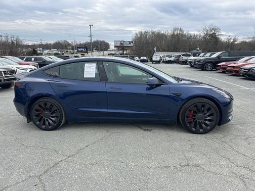 2023 Tesla Model 3 Performance