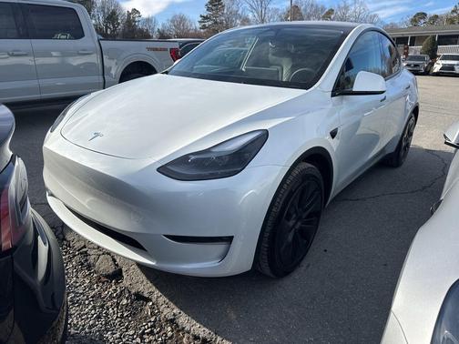 2024 Tesla Model Y Long Range Dual Motor All-Wheel Drive