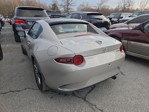 2022 Mazda MX-5 Miata RF Grand Touring