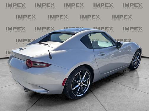 2022 Mazda MX-5 Miata RF Grand Touring