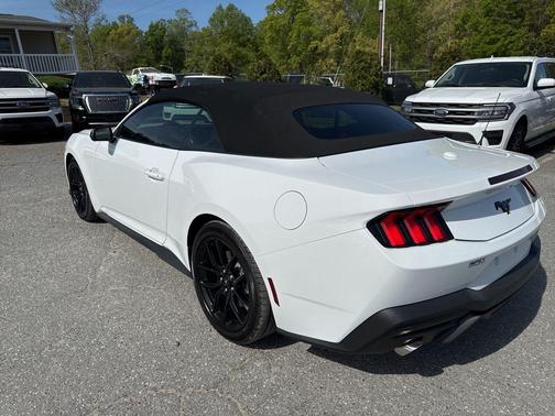 OXFORD WHITE 2026 Ford Mustang EcoBoost