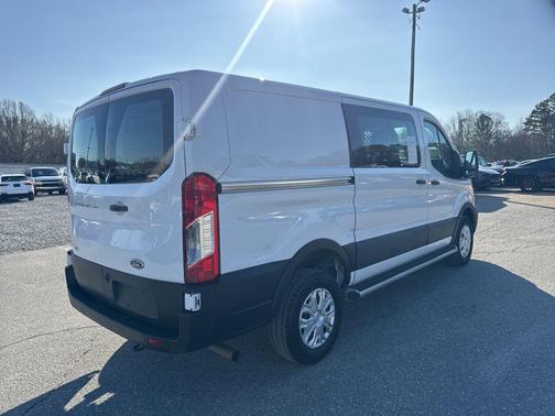 2024 Ford Transit-250 Base