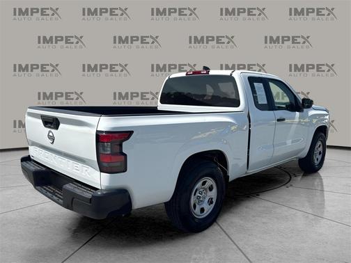 2024 Nissan Frontier S