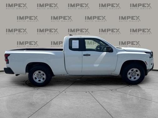 2024 Nissan Frontier S