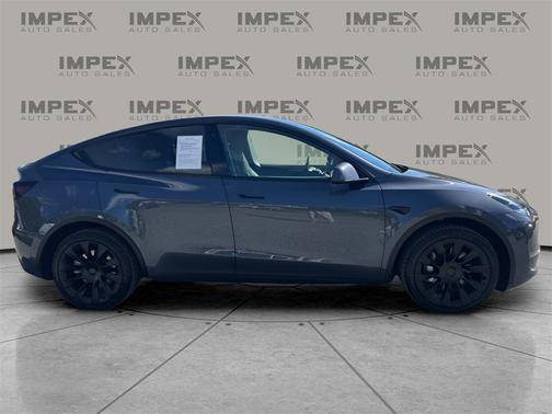 2022 Tesla Model Y Long Range Dual Motor All-Wheel Drive