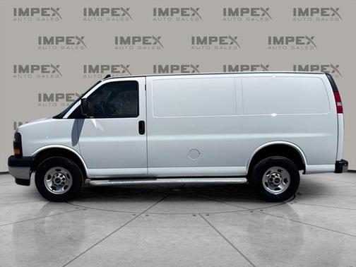 2023 GMC Savana 2500 Work Van