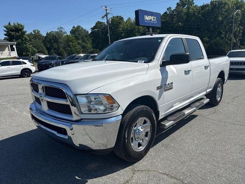 Bright White Clearcoat 2014 RAM 2500 SLT