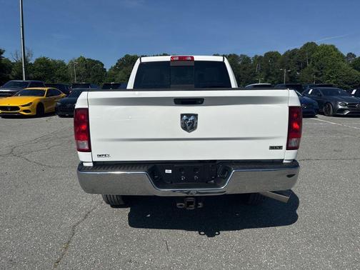 Bright White Clearcoat 2014 RAM 2500 SLT