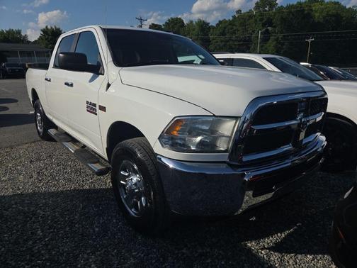 Bright White Clearcoat 2014 RAM 2500 SLT