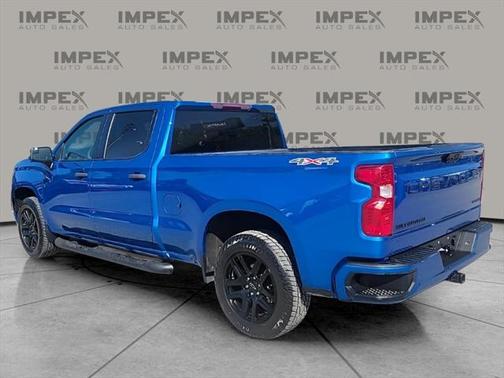 2023 Chevrolet Silverado 1500 Custom