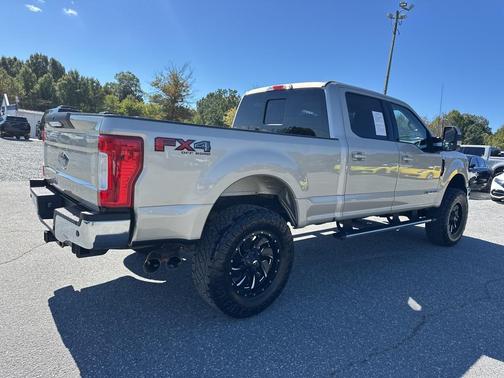 2017 Ford F-350 Lariat
