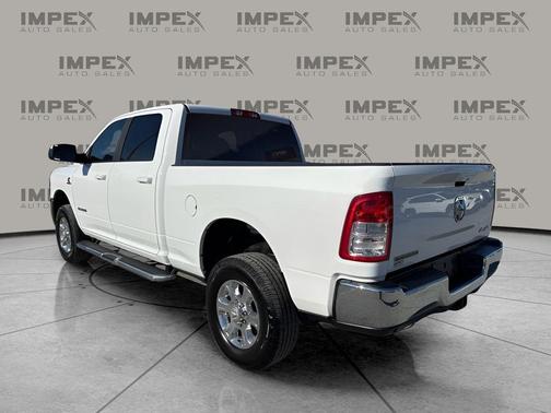 2022 RAM 2500 Big Horn Crew Cab 4x4 6'4' Box