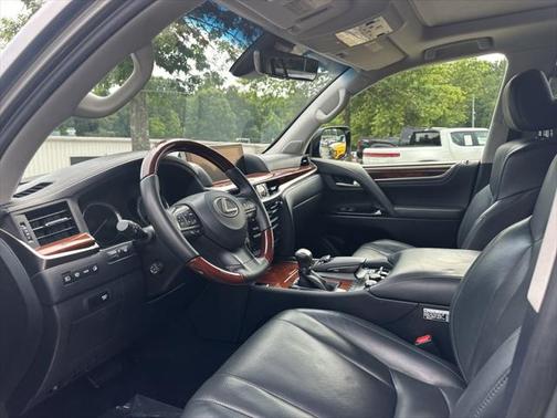 2017 Lexus LX 570 Base