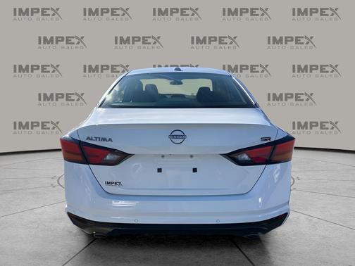 2025 Nissan Altima SR FWD