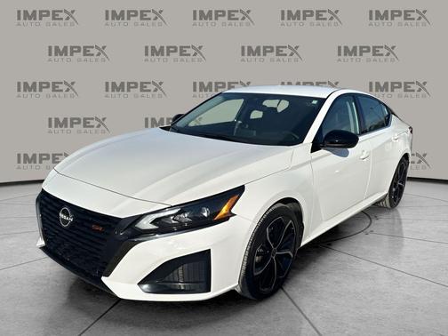 2025 Nissan Altima SR FWD