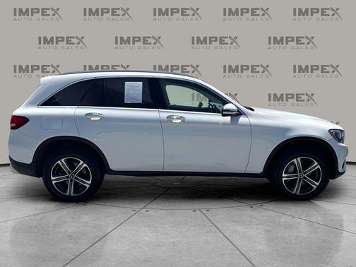 Polar White 2018 Mercedes-Benz GLC 300 Base