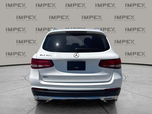 Polar White 2018 Mercedes-Benz GLC 300 Base