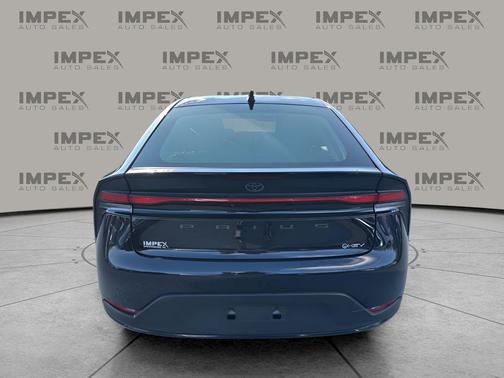 2025 Toyota Prius LE