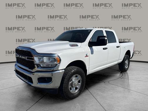 2023 RAM 2500 Tradesman Crew Cab 4x4 6'4' Box