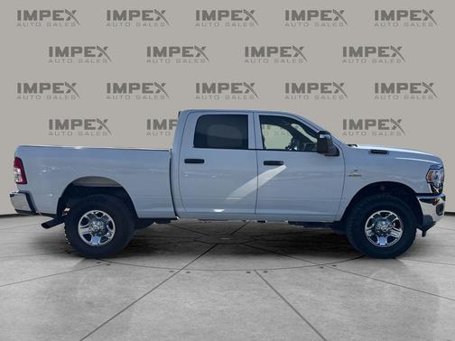 2023 RAM 2500 Tradesman Crew Cab 4x4 6'4' Box