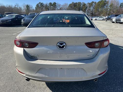 2025 Mazda Mazda3 FWD w/Preferred Package