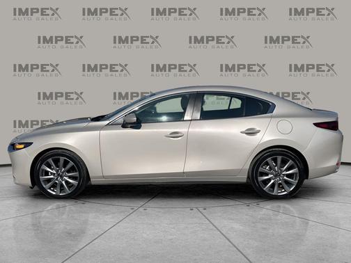 2025 Mazda Mazda3 FWD w/Preferred Package