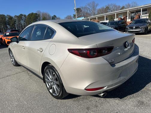 2025 Mazda Mazda3 FWD w/Preferred Package