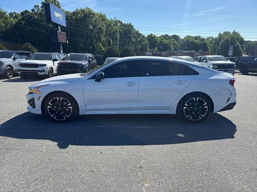 Glacial White Pearl 2023 Kia K5 GT-Line