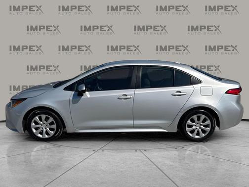 Classic Silver Metallic 2024 Toyota Corolla LE
