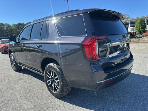2024 GMC Yukon 4WD AT4