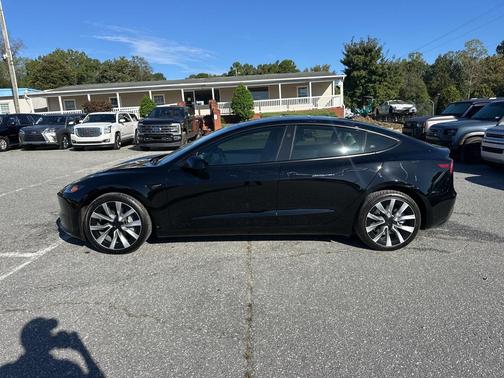 2024 Tesla Model 3 Long Range