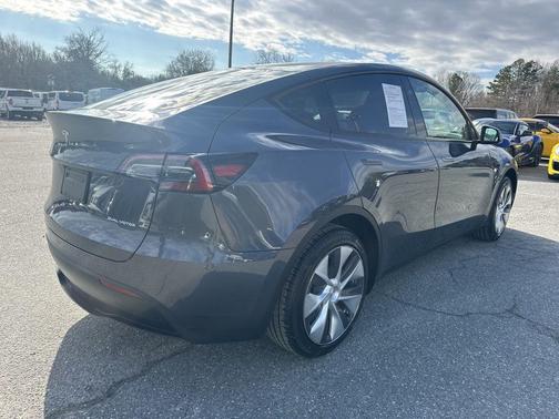 2023 Tesla Model Y Long Range Dual Motor All-Wheel Drive