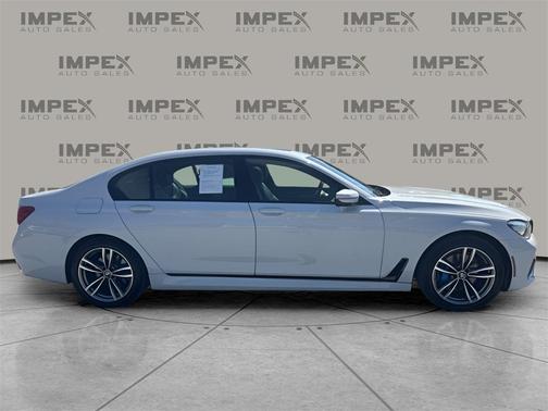 2017 BMW 740 740i