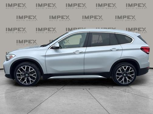 Glacier Silver Metallic 2021 BMW X1 sDrive28i