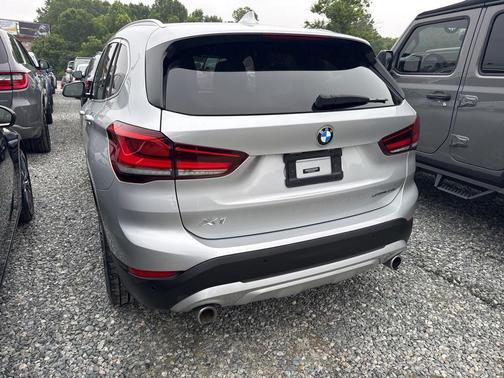 Glacier Silver Metallic 2021 BMW X1 sDrive28i