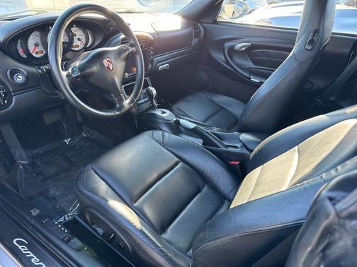 2004 Porsche 911 Carrera