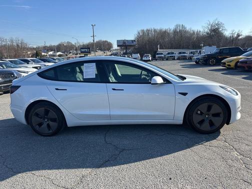 2023 Tesla Model 3 Standard Range