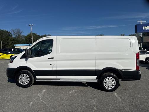 2023 Ford Transit-250 Base